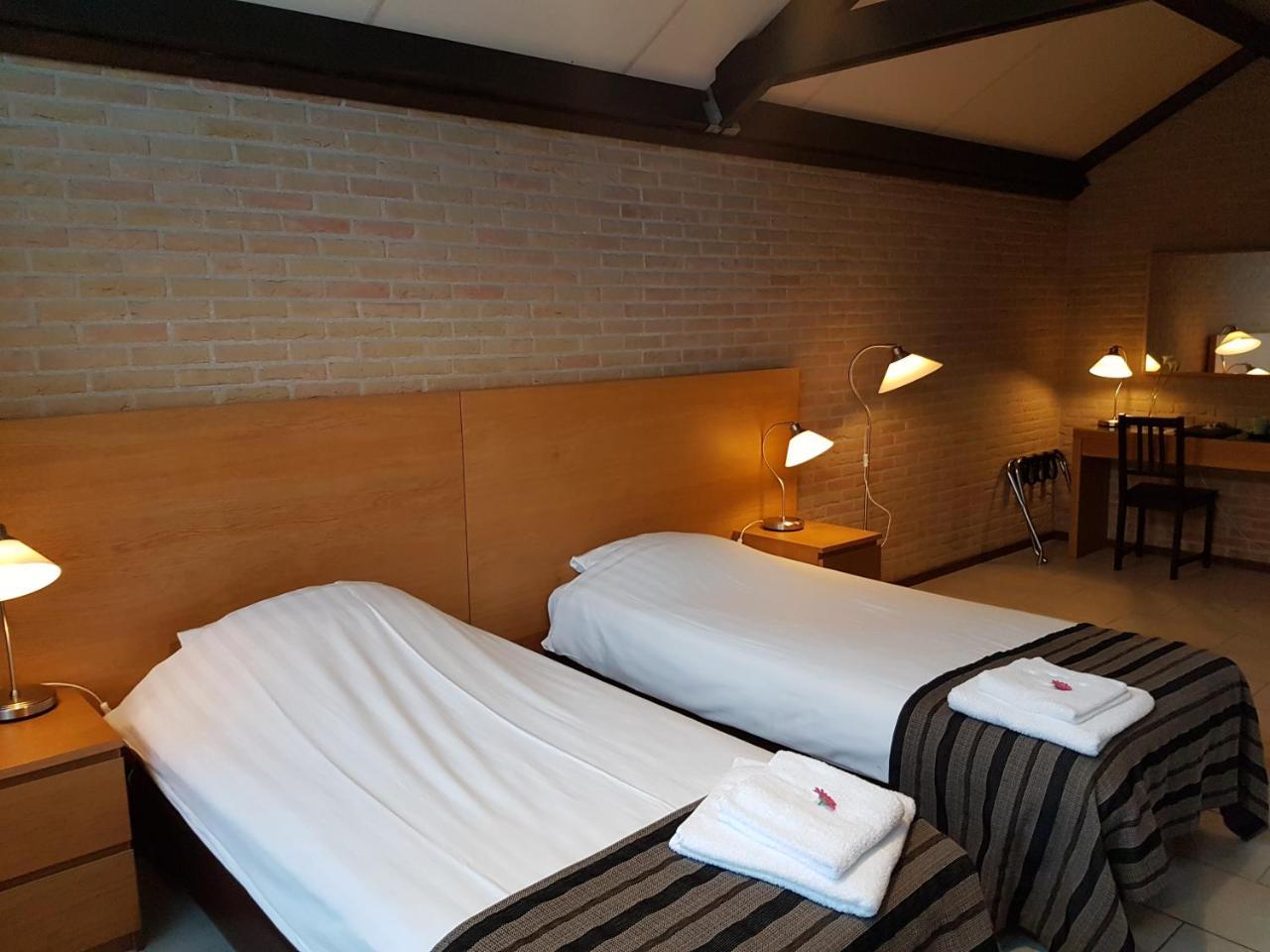 Motel Oostvoorne Kültér fotó